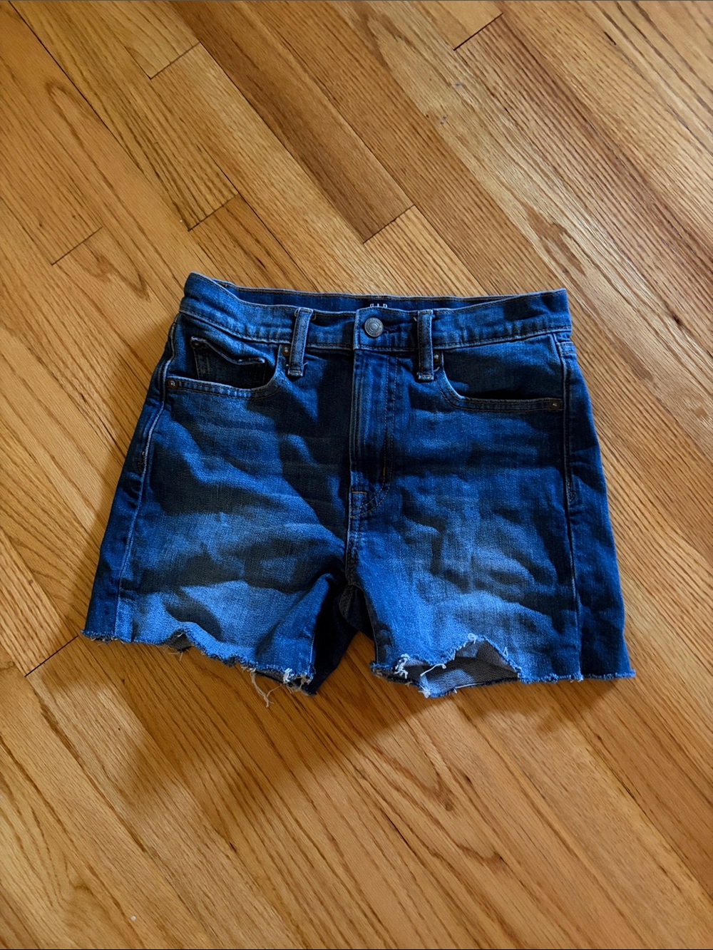 GAP women’s petite 24 - Dark Blue Denim Jean shorts